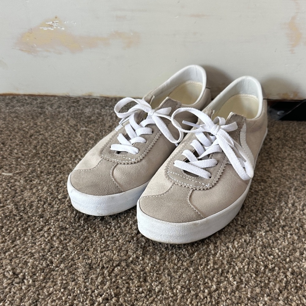 Vans Suede Low-Top Sneakers in Light Taupe and White